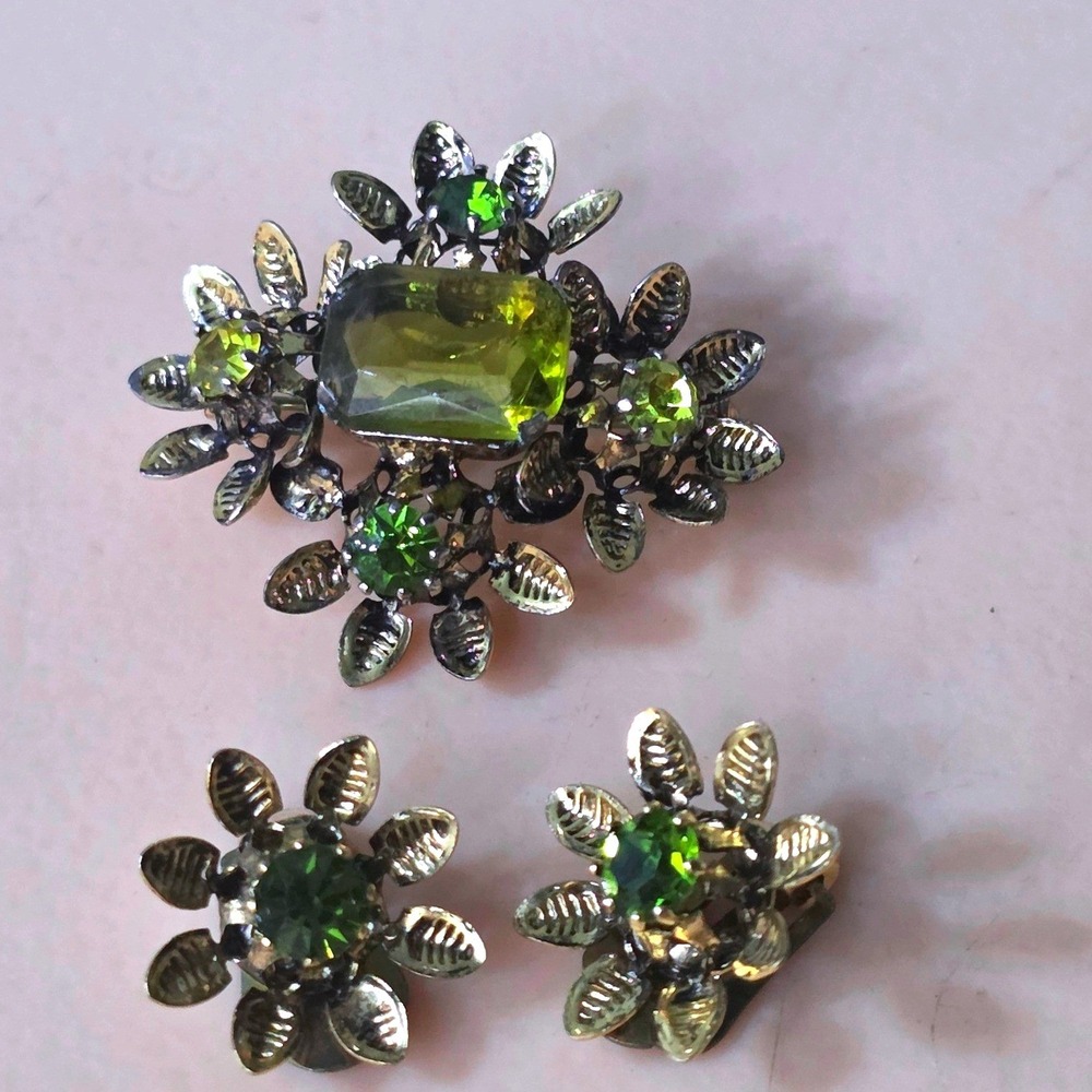 Vintage Austria Peridot Green Rhinestone Floral Brooch and Clip On‎ Earrings Set